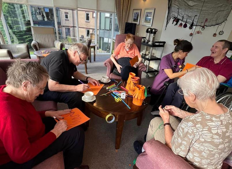 residents-doing-some-arts-and-crafts